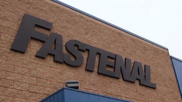 Οι πωλήσεις Fastenal μπορεί να μειωθούν σε επίπεδα κοντά στο 2019 καθώς η ασφ...